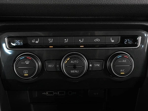 Внедорожник Volkswagen Tiguan 2018 года, 2749000 рублей, Аксай