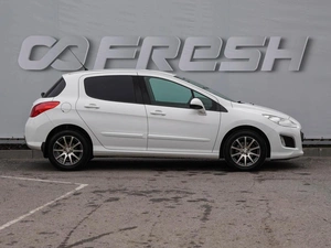 Хетчбэк Peugeot 308 2012 года, 699000 рублей, Волгоград