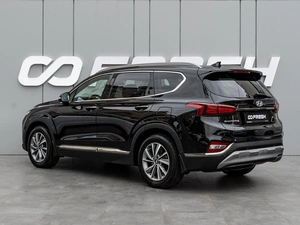 Внедорожник Hyundai Santa Fe 2018 года, 2560000 рублей, Краснодар