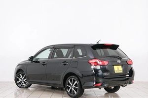 Универсал Toyota Corolla Fielder 2018 года, 1429000 рублей, Красноярск