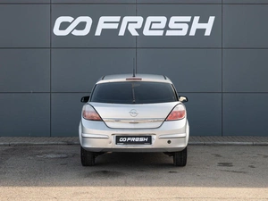Хетчбэк Opel Astra 2004 года, 345000 рублей, Краснодар