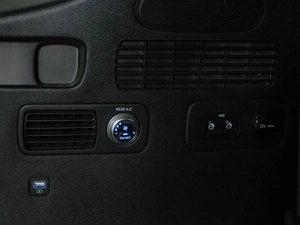 Внедорожник Hyundai Santa Fe 2021 года, 3399077 рублей, Москва