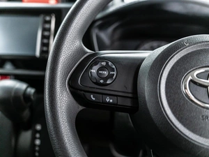 Минивэн Toyota Roomy 2021 года, 990000 рублей, Красноярск