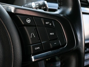 Внедорожник Jaguar F-Pace 2020 года, 3700000 рублей, Волгоград