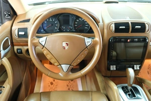 Внедорожник Porsche Cayenne 2008 года, 1349000 рублей, Омск