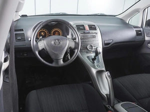 Хетчбэк Toyota Auris 2007 года, 797000 рублей, Ростов-на-Дону