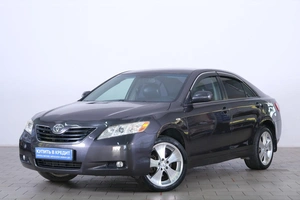 Седан Toyota Camry 2006 года, 989000 рублей, Омск