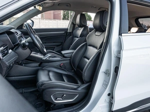 Внедорожник Geely Atlas Pro 2023 года, 1849000 рублей, Нижний Новгород