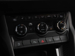 Внедорожник Skoda Karoq 2021 года, 2469000 рублей, Тюмень