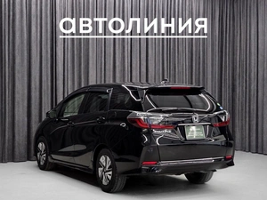 Универсал Honda Shuttle 2019 года, 1199000 рублей, Красноярск