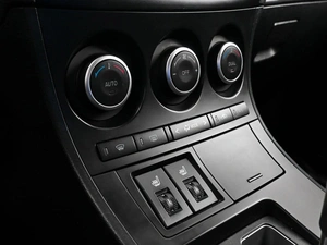 Хетчбэк Mazda 3 2012 года, 1150000 рублей, Волгоград