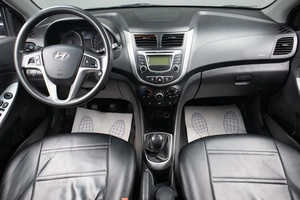 Седан Hyundai Solaris 2013 года, 809000 рублей, Оренбург