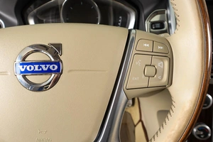 Внедорожник Volvo XC60 2015 года, 2319000 рублей, Пермь