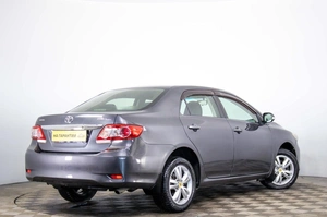 Седан Toyota Corolla 2010 года, 1039000 рублей, Пермь