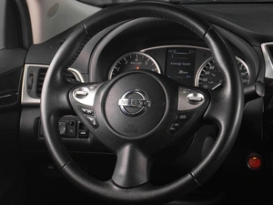 Седан Nissan Sentra 2018 года, 1579000 рублей, Тюмень