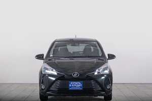Хетчбэк Toyota Vitz 2019 года, 1069000 рублей, Томск