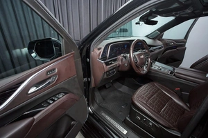 Внедорожник Cadillac Escalade-V 2022 года, 17999000 рублей, Красноярск