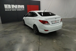 Седан Hyundai Solaris 2012 года, 825000 рублей, Курск