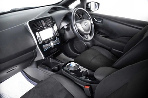 Хетчбэк Nissan Leaf 2016 года, 1299000 рублей, Пермь