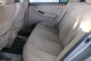 Седан Toyota Corolla 2000 года, 579000 рублей, Омск