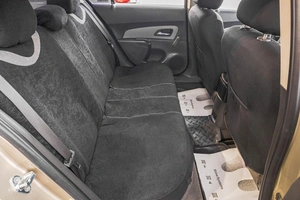 Седан Chevrolet Cruze 2010 года, 649000 рублей, Барнаул