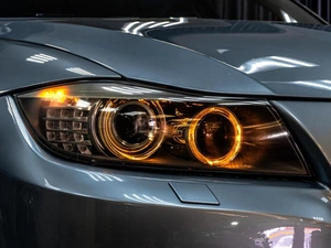 Седан BMW 3 серия 2011 года, 1099000 рублей, Тюмень