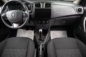 Хетчбэк Renault Sandero Stepway 2016 года, 939000 рублей, Оренбург