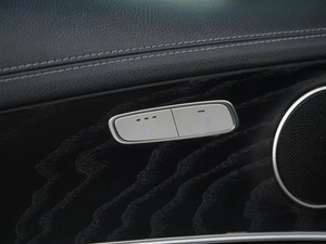 Седан Mercedes-benz E-класс 2017 года, 2699077 рублей, Москва
