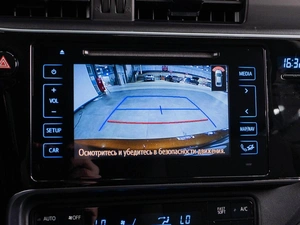 Седан Toyota Corolla 2018 года, 1749040 рублей, Тюмень