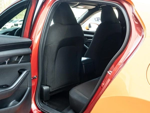 Хетчбэк Mazda 3 2019 года, 2140000 рублей, Краснодар