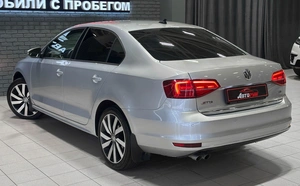Седан Volkswagen Jetta 2017 года, 1247000 рублей, Красноярск