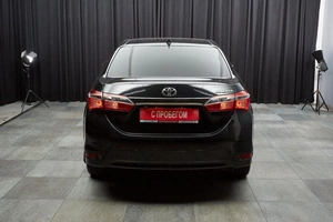 Седан Toyota Corolla 2017 года, 1499000 рублей, Красноярск