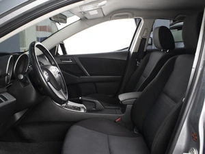 Седан Mazda 3 2010 года, 860000 рублей, Омск