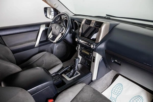Внедорожник Toyota Land Cruiser Prado 2010 года, 2549000 рублей, Пермь