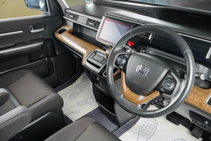 Минивэн Honda Stepwgn 2020 года, 2449000 рублей, Тюмень