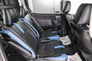 Минивэн Toyota Voxy 2015 года, 1679000 рублей, Красноярск