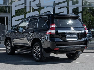 Внедорожник Toyota Land Cruiser Prado 2014 года, 3260000 рублей, Волгоград