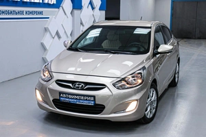 Хетчбэк Hyundai Solaris 2011 года, 698000 рублей, Солонцы