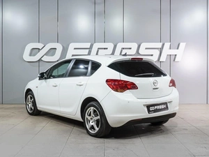 Хетчбэк Opel Astra 2012 года, 775000 рублей, Воронеж