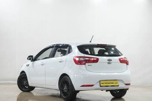 Хетчбэк Kia Rio 2012 года, 799000 рублей, Новокузнецк