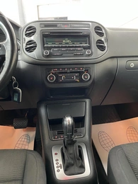 Внедорожник Volkswagen Tiguan 2014 года, 1147000 рублей, Солонцы