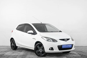 Хетчбэк Mazda Demio 2011 года, 769000 рублей, Кемерово