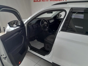 Внедорожник Skoda Kodiaq 2020 года, 2490000 рублей, Смоленск