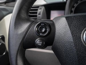 Хетчбэк Toyota iQ 2013 года, 1070000 рублей, Краснодар