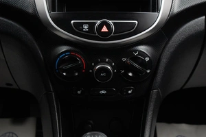 Седан Hyundai Solaris 2014 года, 749000 рублей, Оренбург