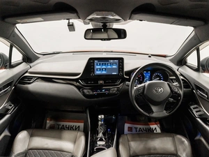 Внедорожник Toyota C-HR 2019 года, 2050000 рублей, Красноярск