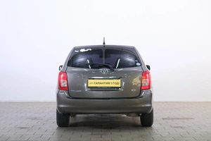 Универсал Toyota Corolla Fielder 2010 года, 769000 рублей, Омск