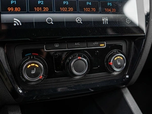 Седан Volkswagen Jetta 2018 года, 1430000 рублей, Краснодар