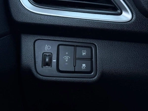 Седан Hyundai Solaris 2018 года, 999000 рублей, Ижевск