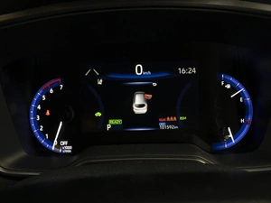 Универсал Toyota Corolla 2021 года, 2400000 рублей, Омск